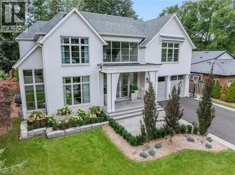 304 Pomona Avenue Burlington ON L7N 1T3