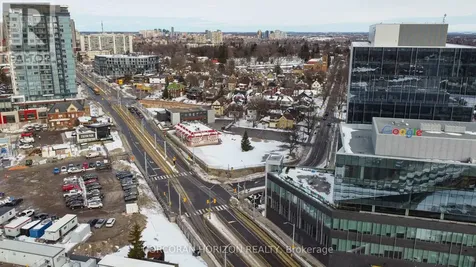 618 King Street West Kitchener ON N2G 1C8