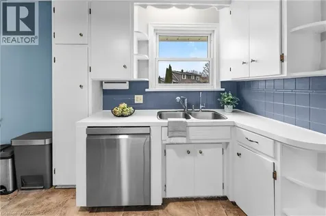 6396 Laura Crescent Niagara Falls ON L2G 5E4