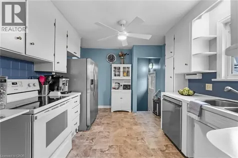 6396 Laura Crescent Niagara Falls ON L2G 5E4