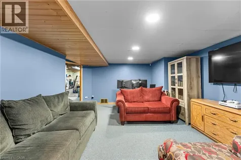 6396 Laura Crescent Niagara Falls ON L2G 5E4