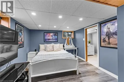 6396 Laura Crescent Niagara Falls ON L2G 5E4