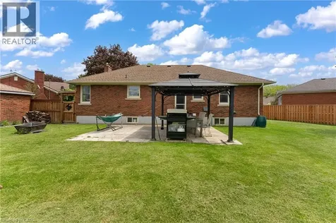 6396 Laura Crescent Niagara Falls ON L2G 5E4