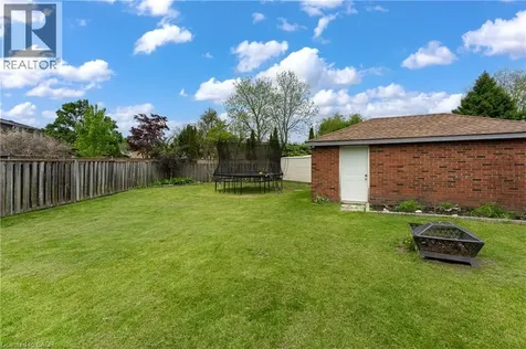 6396 Laura Crescent Niagara Falls ON L2G 5E4