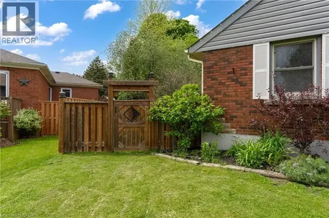 6396 Laura Crescent Niagara Falls ON L2G 5E4