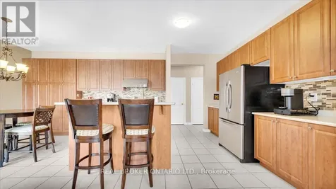 636 Serafini Crescent Milton (wi Willmott) ON L9T 7P1