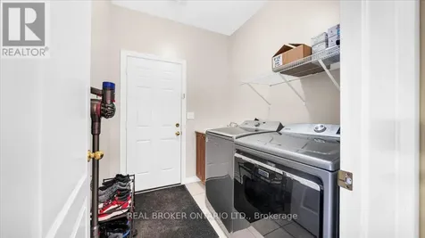 636 Serafini Crescent Milton (wi Willmott) ON L9T 7P1