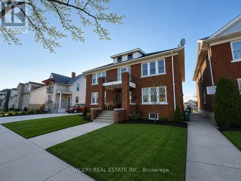 1093 Howard Avenue Windsor ON N9A 1S6