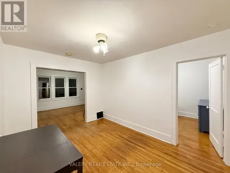 1093 Howard Avenue Windsor ON N9A 1S6