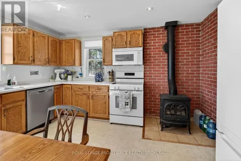 1 Pond Street Westport ON K0G 1X0