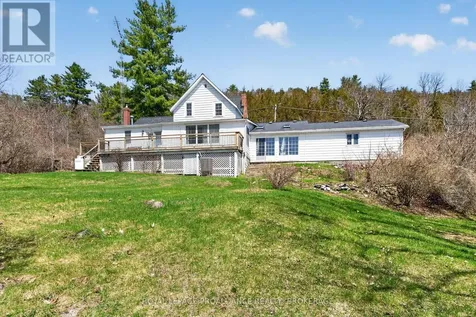 1 Pond Street Westport ON K0G 1X0