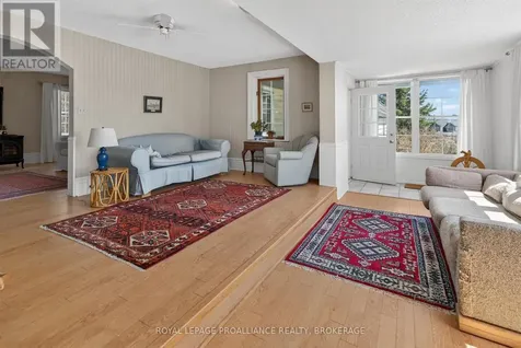 1 Pond Street Westport ON K0G 1X0