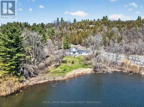 1 Pond Street Westport ON K0G 1X0