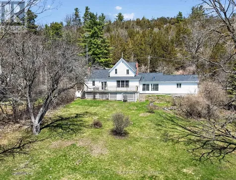 1 Pond Street Westport ON K0G 1X0