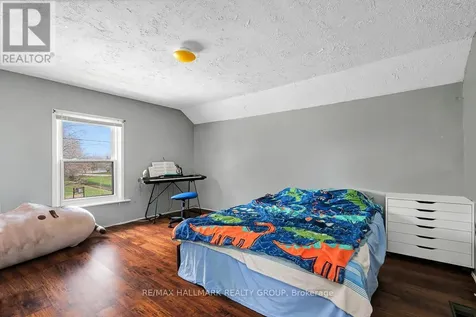 20 Brock Street South Perth ON K7H 1Z1