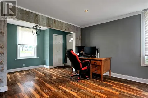 20 Brock Street South Perth ON K7H 1Z1