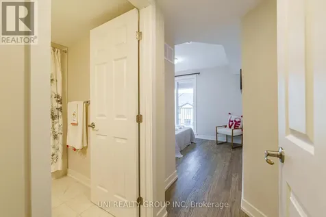 264 Anyolite Private Ottawa ON K2J 7J3