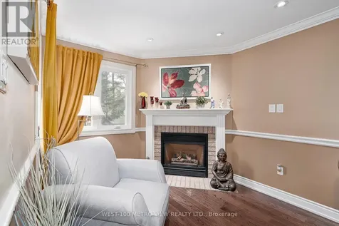 7 Fairway Crescent Wasaga Beach ON L9Z 1C1