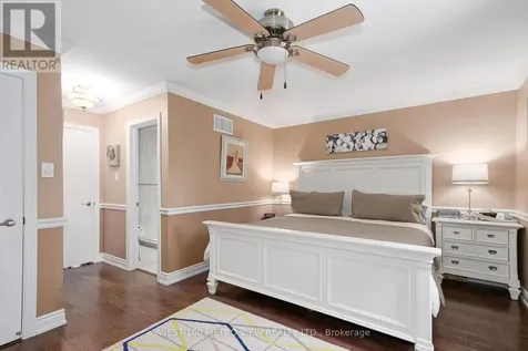 7 Fairway Crescent Wasaga Beach ON L9Z 1C1