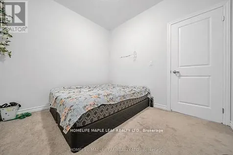 32 Camino Real Drive Caledon ON L7C 1Z9