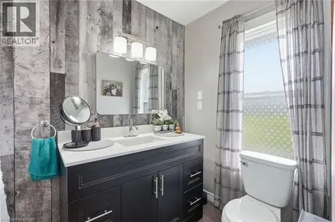 116 Haldimand Road 17 Dunnville ON N1A 2W4