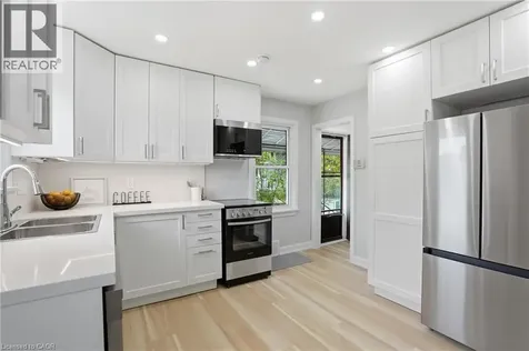 12 Valley Road St. Catharines ON L2S 1Y6