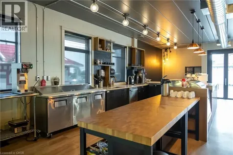 618 King Street West Kitchener ON N2G 1C8