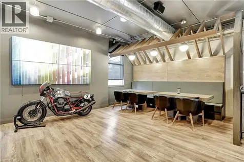 618 King Street West Kitchener ON N2G 1C8