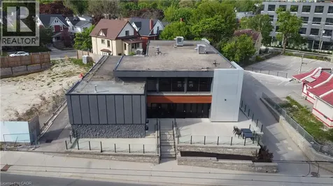 618 King Street West Kitchener ON N2G 1C8