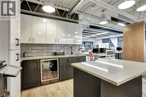 618 King Street West Kitchener ON N2G 1C8