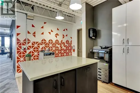 618 King Street West Kitchener ON N2G 1C8