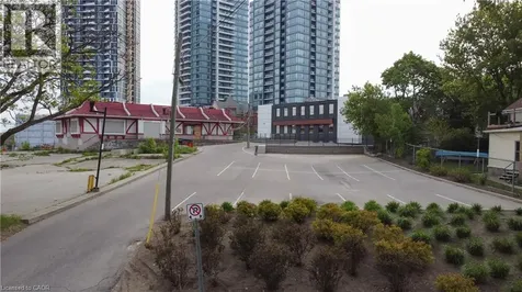 618 King Street West Kitchener ON N2G 1C8