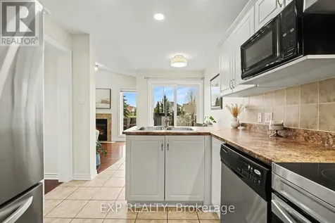 2100 Melette Crescent Ottawa ON K4A 4X2