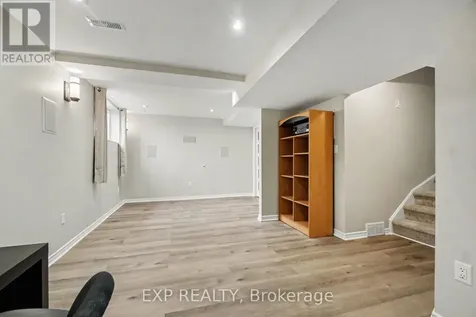 2100 Melette Crescent Ottawa ON K4A 4X2