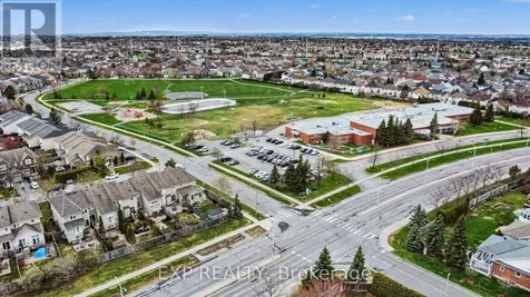 2100 Melette Crescent Ottawa ON K4A 4X2
