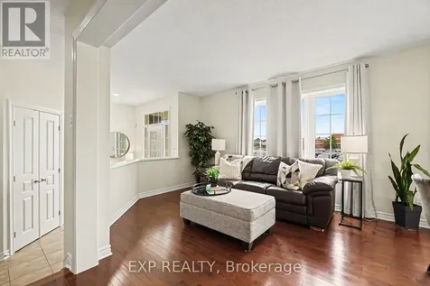 2100 Melette Crescent Ottawa ON K4A 4X2