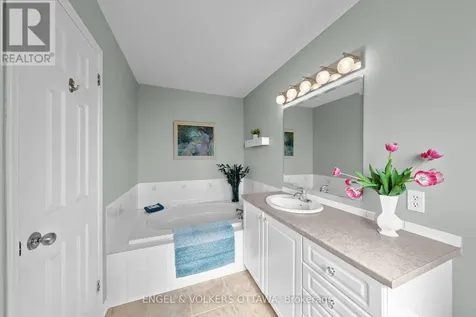 162 Sorento Street Ottawa ON K2J 0B4