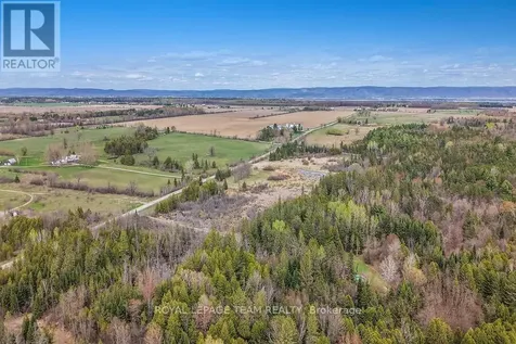 1668 Kilmaurs Side Road Ottawa ON K0A 3M0
