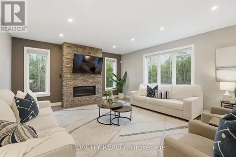 101 Sentinel Pine Way Ottawa ON K0A 1L0