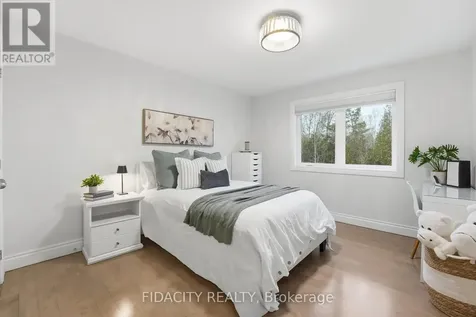 101 Sentinel Pine Way Ottawa ON K0A 1L0