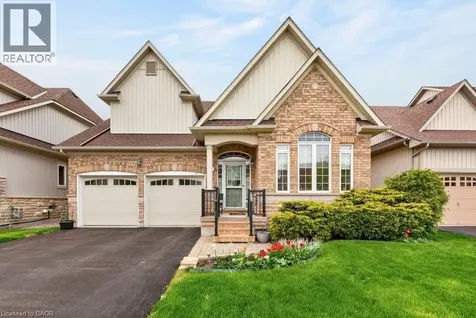 30 Galloway Trail Welland ON L3B 6G5