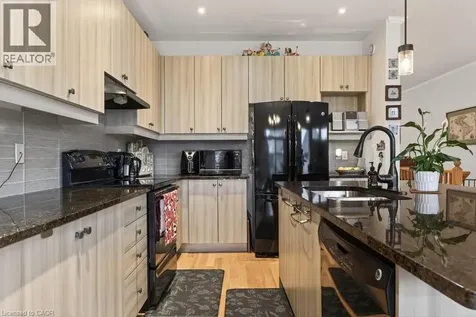 30 Galloway Trail Welland ON L3B 6G5