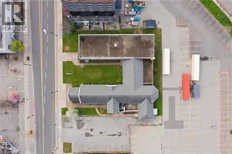 5485 Victoria Avenue Niagara Falls ON L2G 3L3