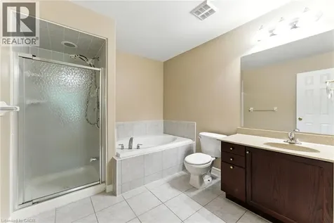 40 Wesleyan Court Ancaster ON L9G 5C7