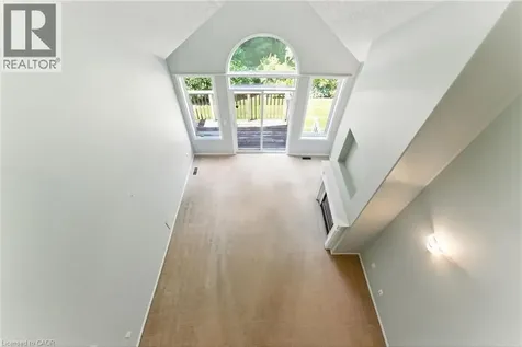 40 Wesleyan Court Ancaster ON L9G 5C7