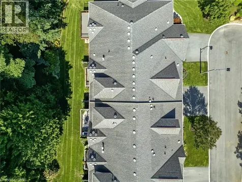 40 Wesleyan Court Ancaster ON L9G 5C7