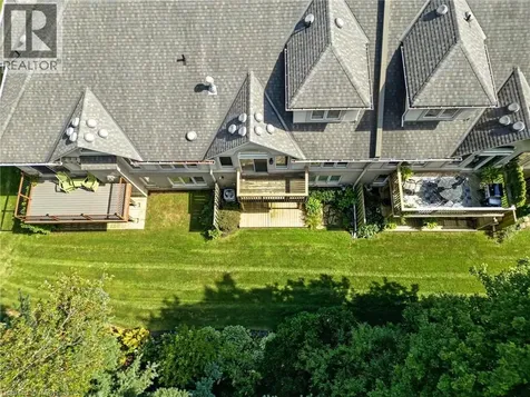 40 Wesleyan Court Ancaster ON L9G 5C7