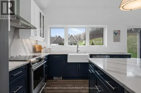 41 Thoroughbred Drive Oro-medonte ON L0K 1E0