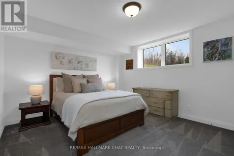 41 Thoroughbred Drive Oro-medonte ON L0K 1E0