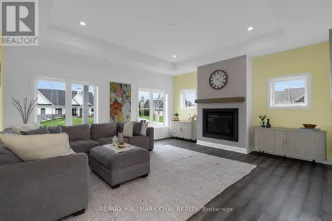 41 Thoroughbred Drive Oro-medonte ON L0K 1E0